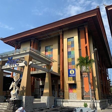 Fello B&B Hostel Legian Zewnętrze zdjęcie