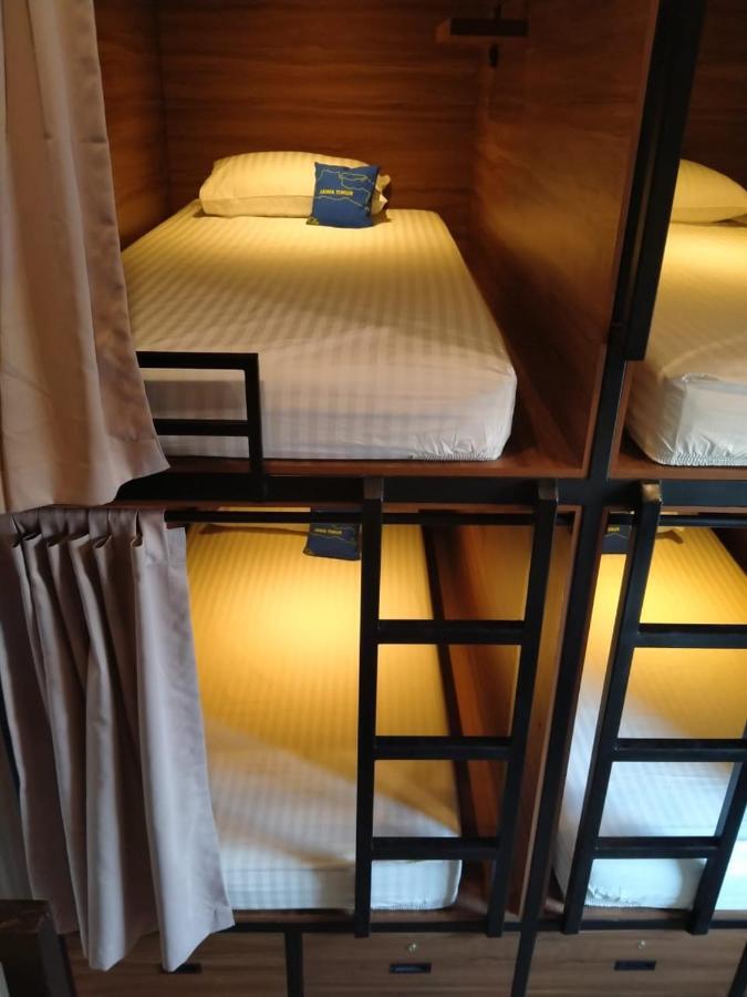 Fello B&B Hostel Legian Zewnętrze zdjęcie