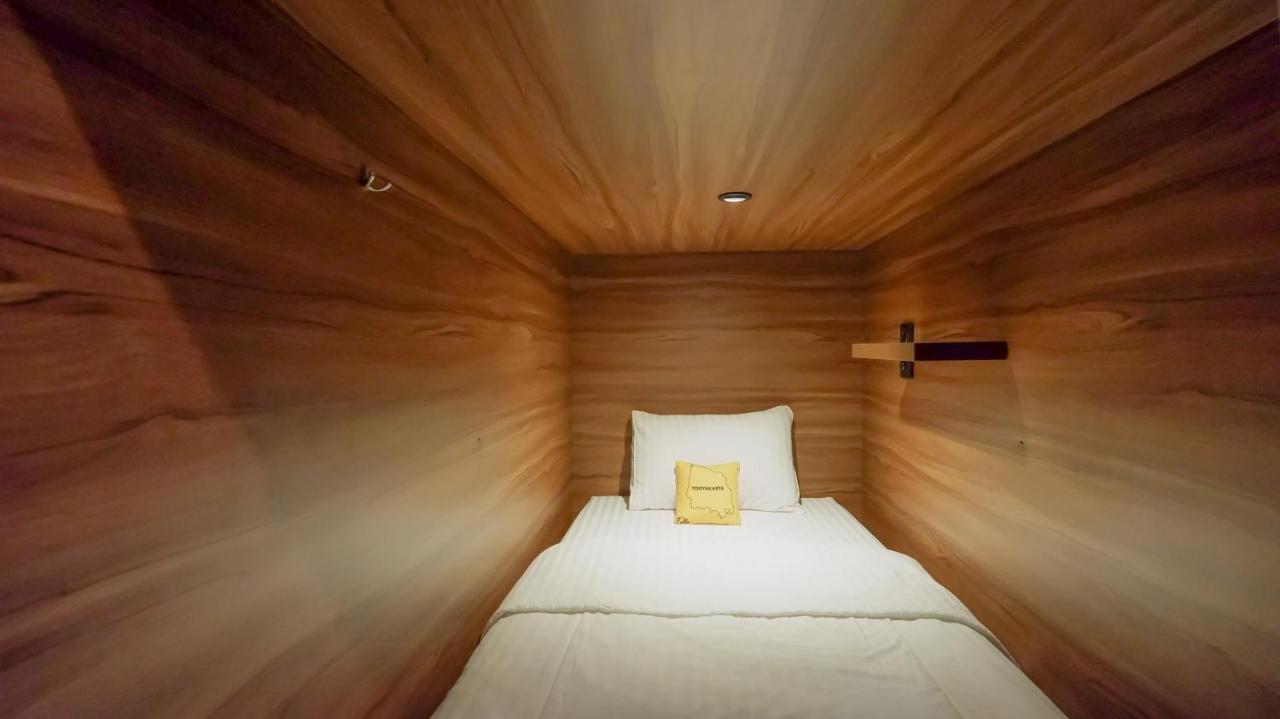 Fello B&B Hostel Legian Zewnętrze zdjęcie